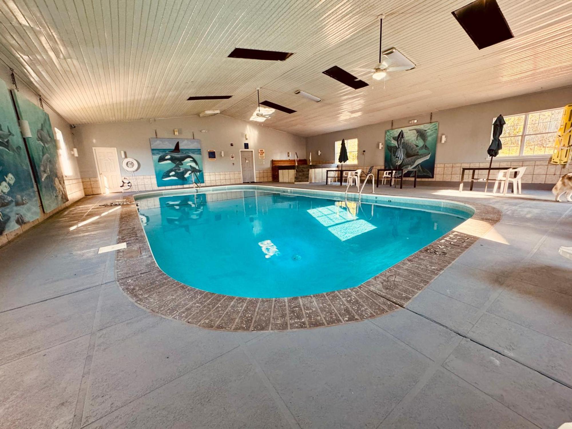 Ozark Inn And Suites Osage Beach Eksteriør bilde